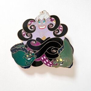 RARE Disney shopping Jumbo Disney Pin Ursula LE 200 Little Mermaid Villain